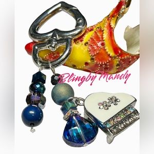LAST ONE! Beautiful piano and crystal keychain/purse bling